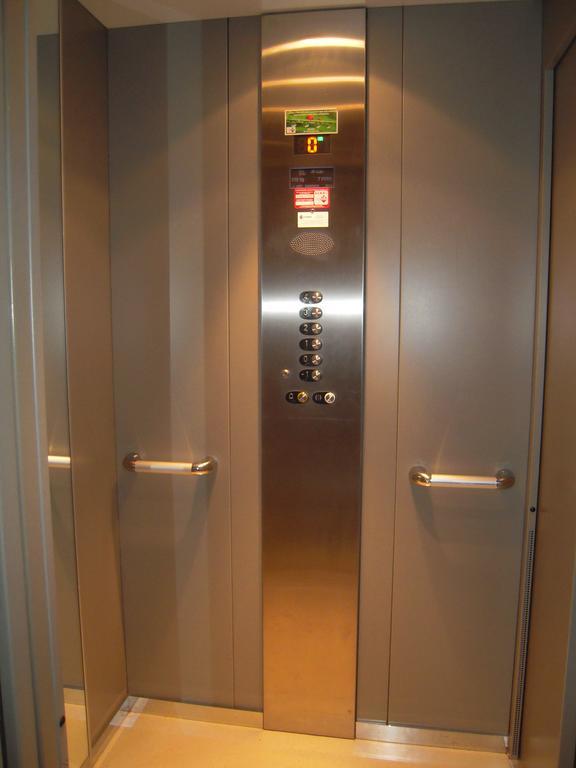 凯斯瓦坎斯安妮20公寓式酒店 巴格里亚 外观 照片